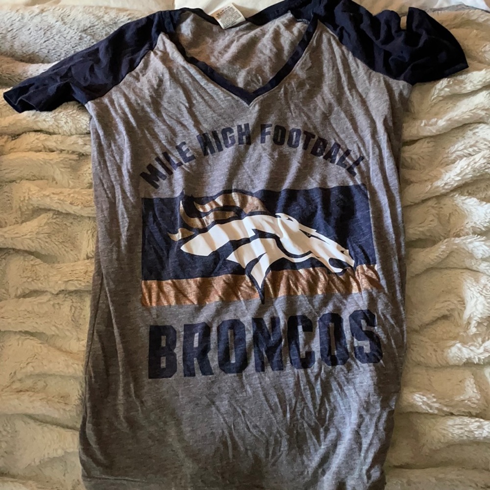 Bronco tee